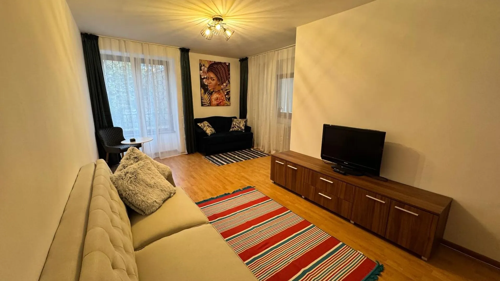 Apartament Zona Marriott-Palatul Parlamentului contacts